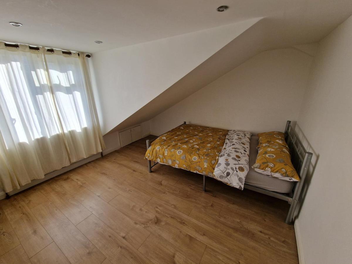Mile End Budget Guesthouse London Ngoại thất bức ảnh